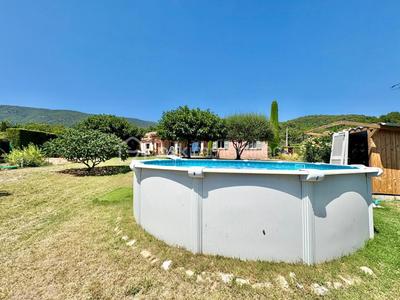 Maison traditionnelle - 120 m² - 4 pièces