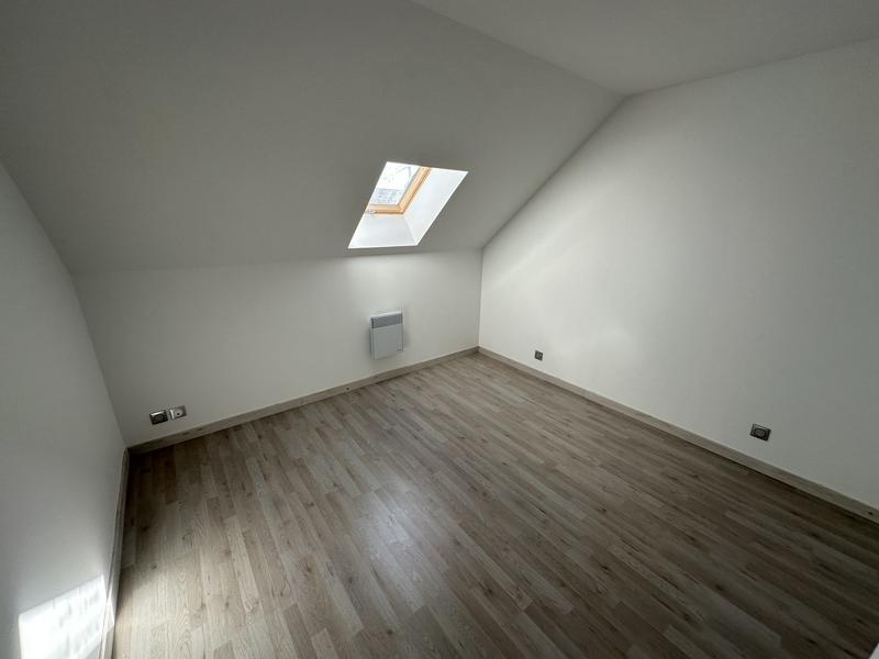 Maison traditionnelle - 100 m² - 5 pièces