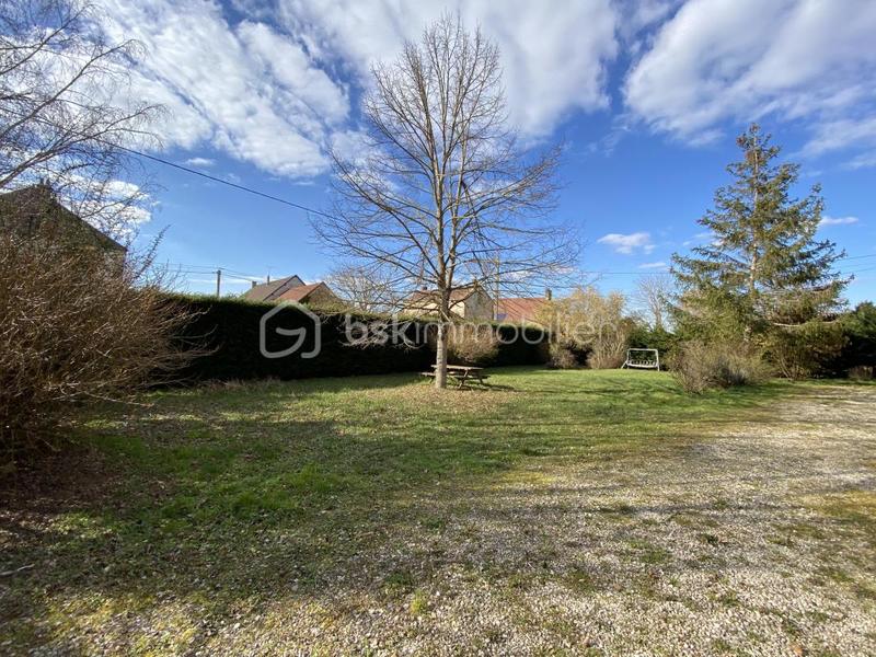 Corps de ferme - 200 m² - 7 pièces