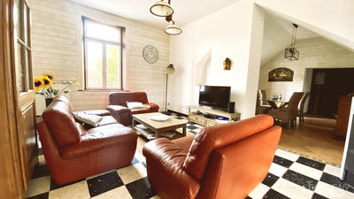 Maison - 184 m² - 8 pièces