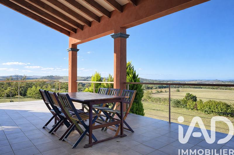 Maison - 185 m² - 7 pièces