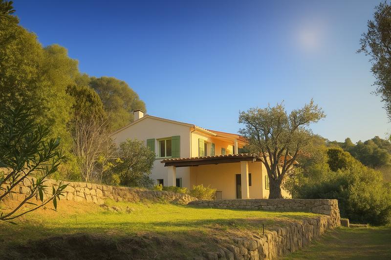 Propriété - 220 m² - 11 pièces