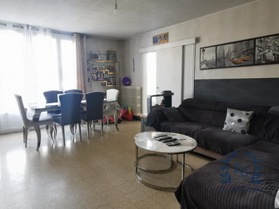 Appartement - 75 m² - 4 pièces