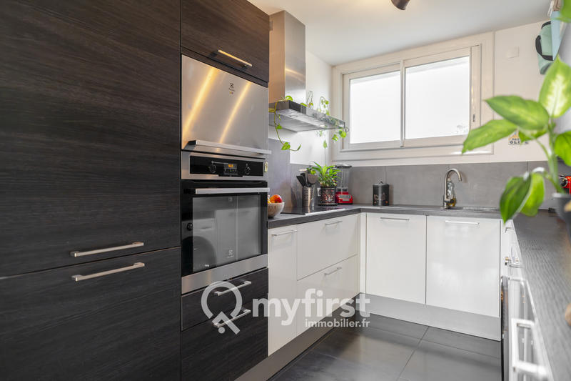 Appartement - 75 m² - 4 pièces