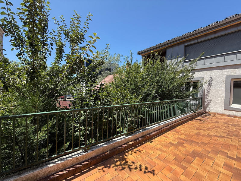 Maison - 102 m² - 4 pièces