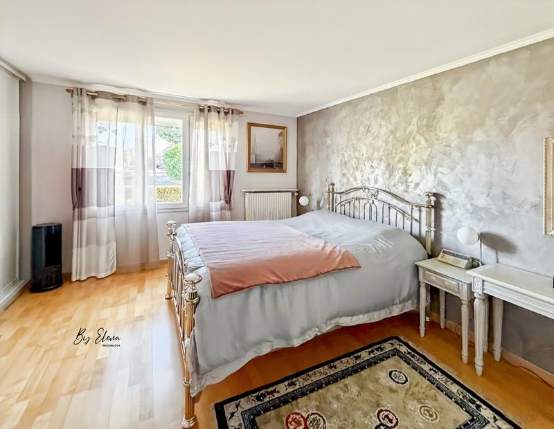 Villa - 190 m² - 7 pièces