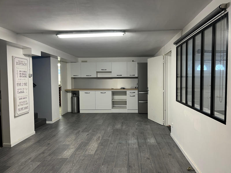 Maison - 196 m² - 9 pièces