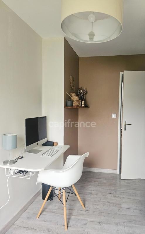 Maison - 96 m² - 5 pièces