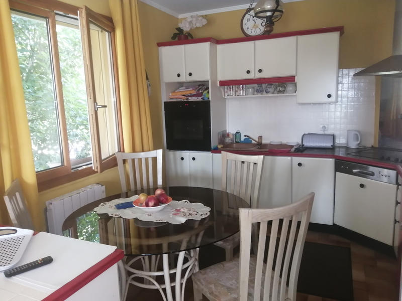 Maison - 141 m² - 8 pièces