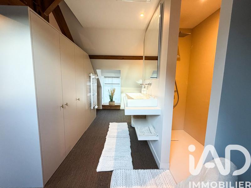 Maison - 182 m² - 6 pièces