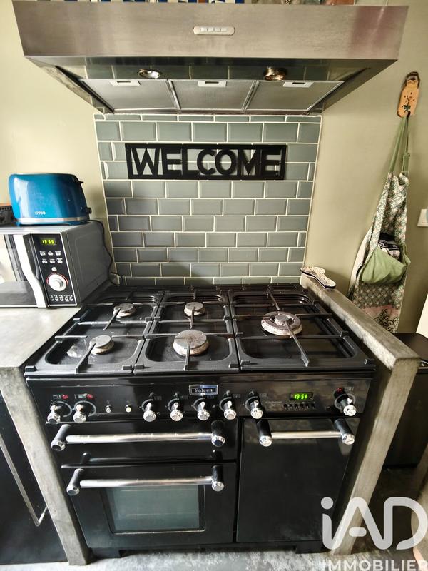 Maison - 158 m² - 8 pièces