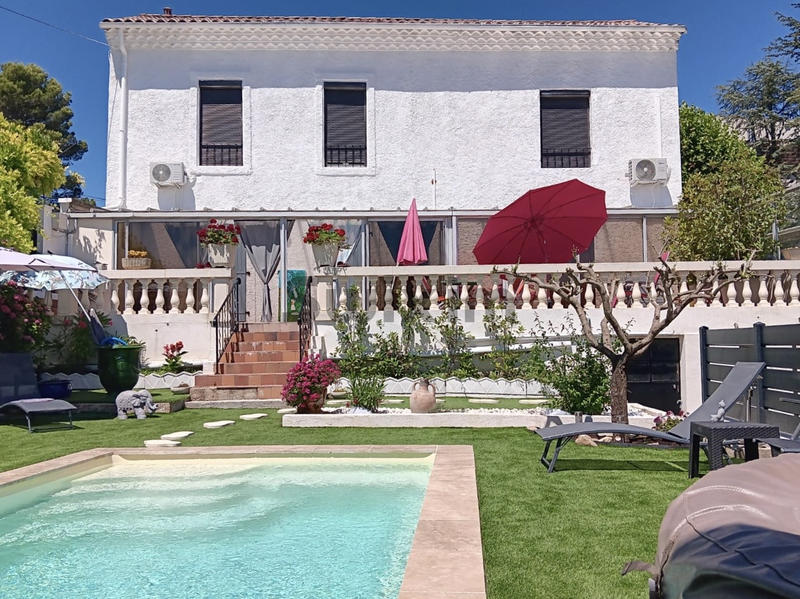 Maison - 144 m² - 4 pièces