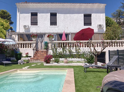 Maison - 144 m² - 4 pièces