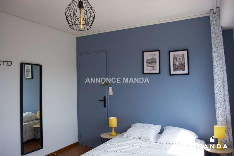 Chambre - 11 m² - 6 pièces