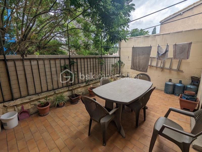 Immeuble - 130 m² - 6 pièces