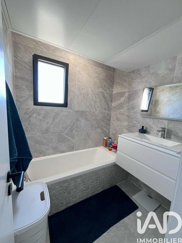 Maison - 86 m² - 4 pièces