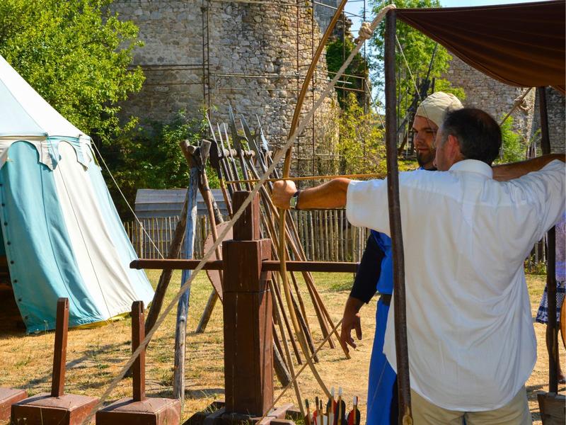 On visite et on joue médiéval