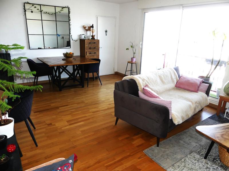 Appartement - 100 m² - 6 pièces