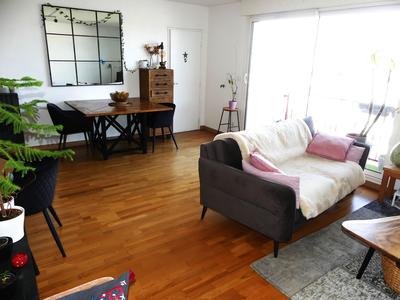 Appartement - 100 m² - 6 pièces