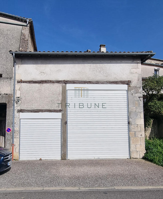 Maison - 292 m² - 10 pièces