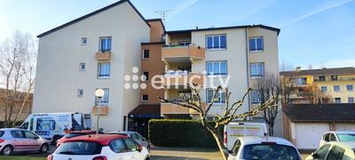 Appartement - 85 m² - 3 pièces