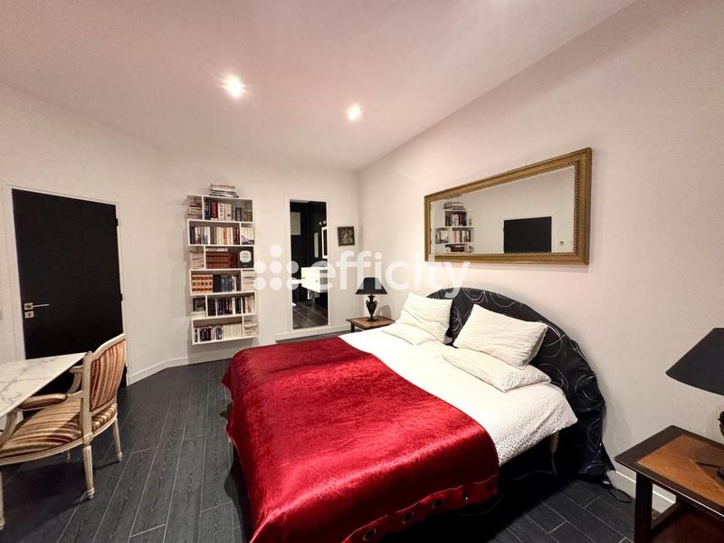 Appartement - 190 m² - 8 pièces