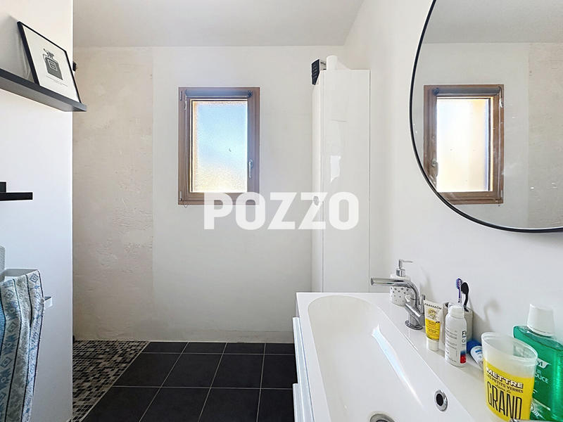 Maison - 138 m² - 7 pièces