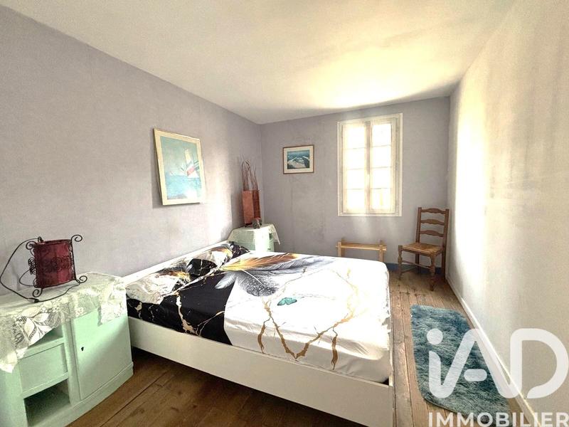 Maison - 186 m² - 7 pièces