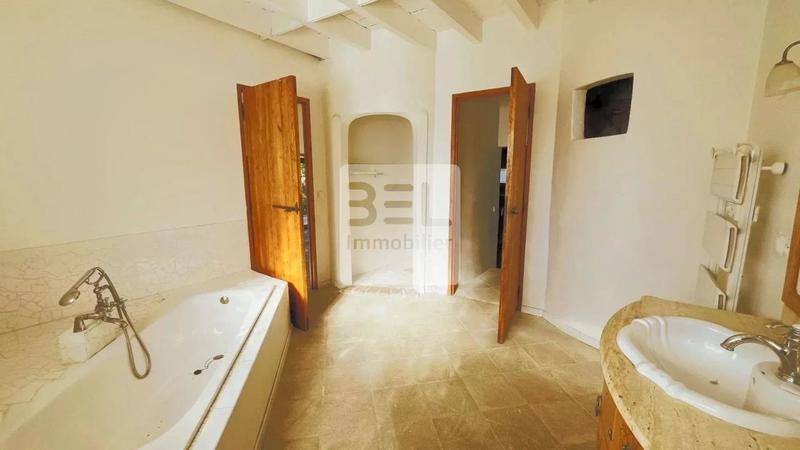 Maison chambre d'hôtes - 354 m² - 9 pièces