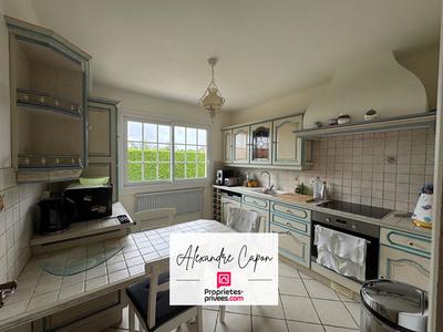 Maison - 163 m² - 8 pièces