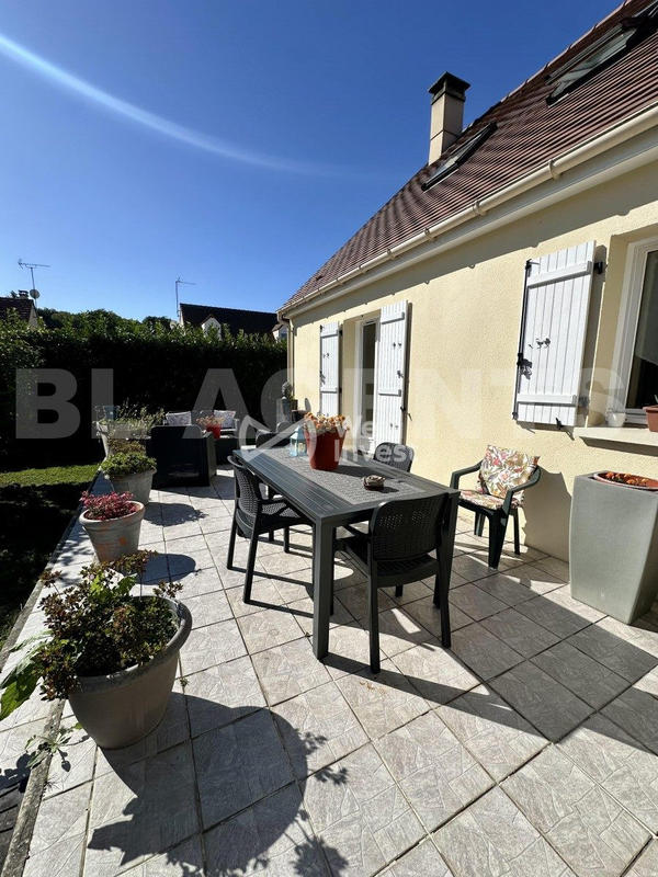 Maison - 110 m² - 5 pièces