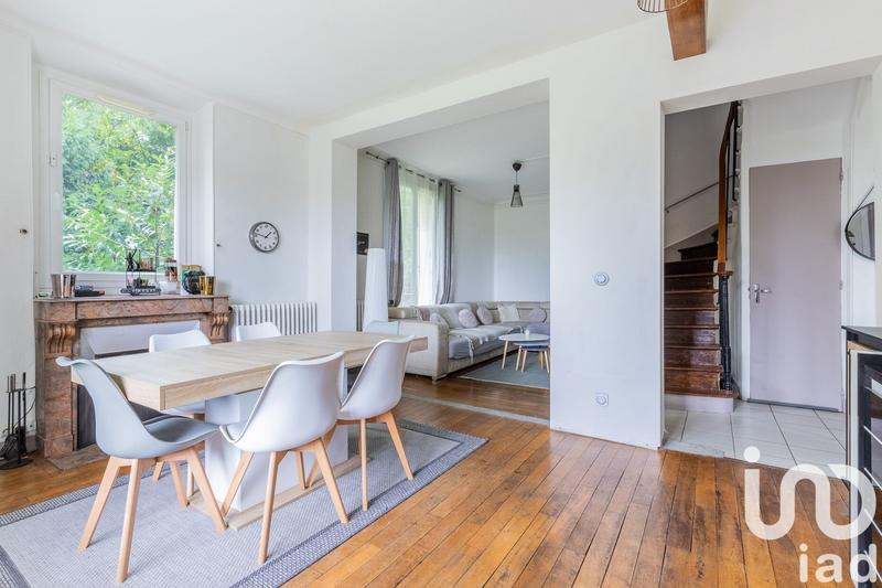 Maison - 95 m² - 5 pièces