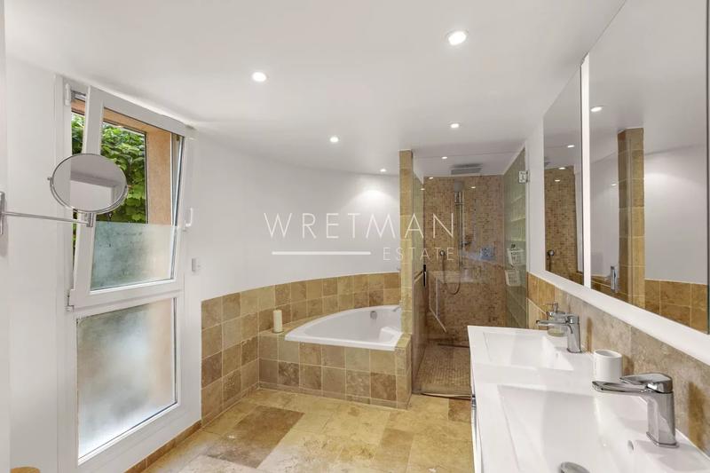 Villa - 139 m² - 6 pièces