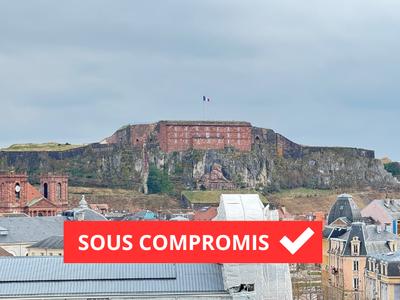 Appartement - 192 m² - 5 pièces