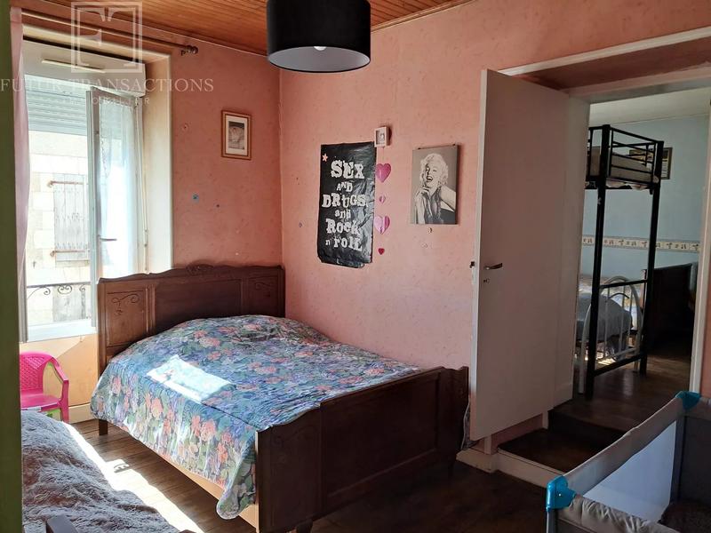 Propriété - 90 m² - 4 pièces