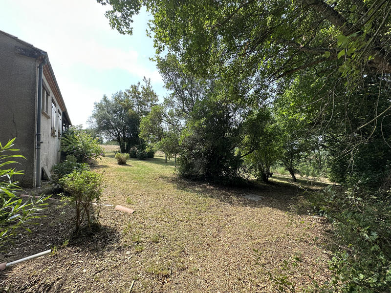 Maison - 180 m² - 9 pièces