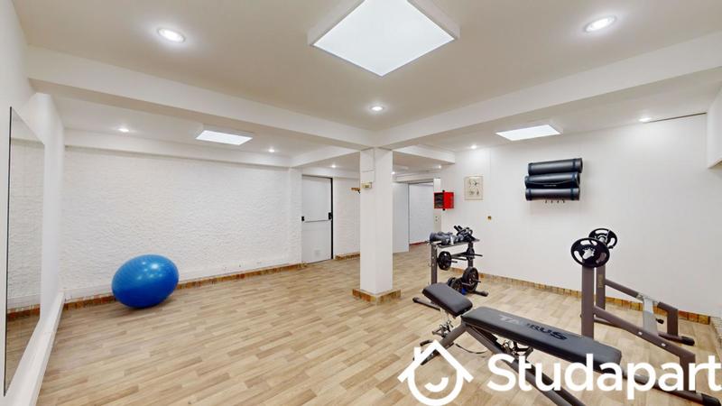 Chambre - 15 m² - 1 pièce