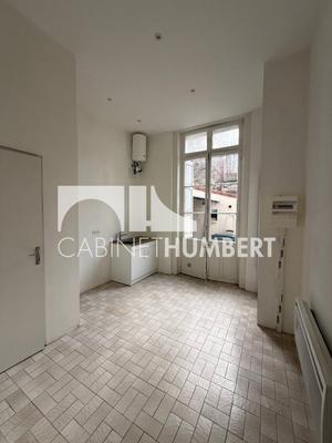 Local commercial - 43 m² - 1 pièce