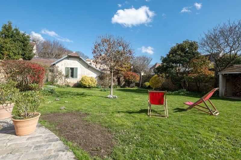 Maison - 210 m² - 8 pièces