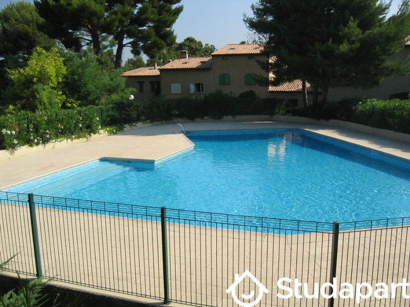 Chambre - 9 m² - 1 pièce