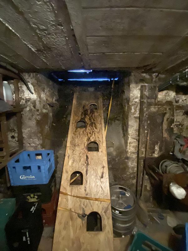 Fonds de commerce - Hôtellerie / Restauration - 150 m²