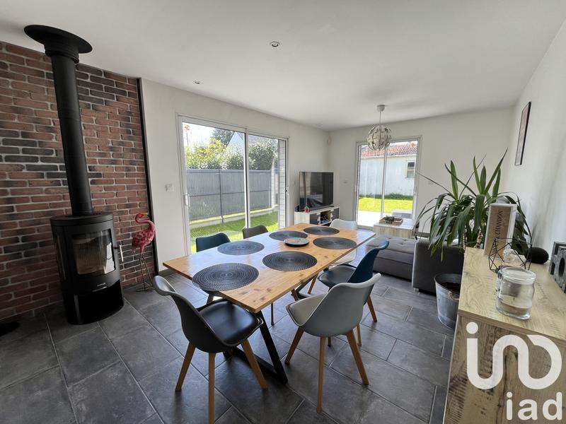 Maison - 99 m² - 6 pièces