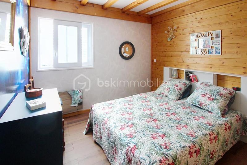 Propriété - 140 m² - 8 pièces