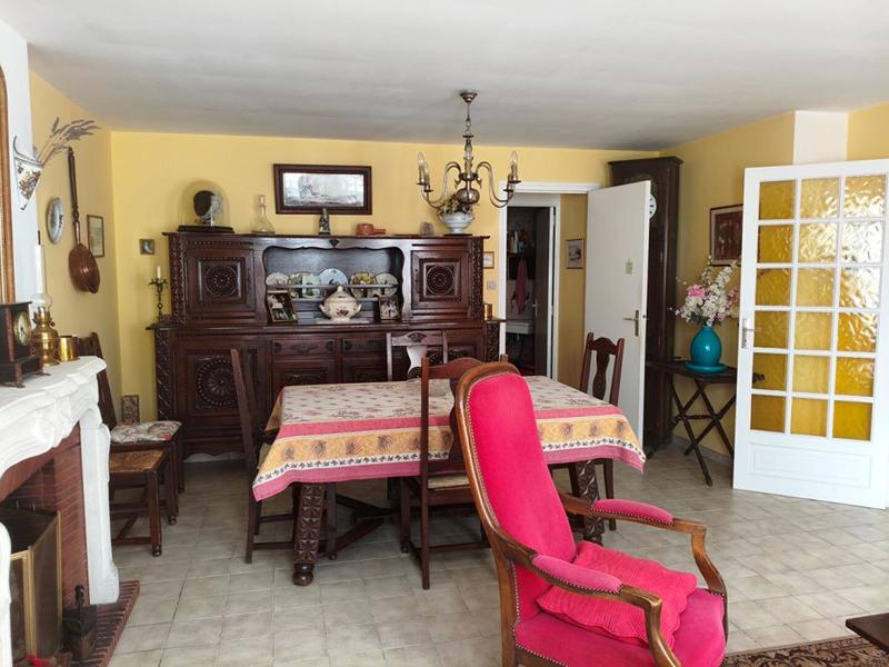 Maison - 110 m² - 6 pièces