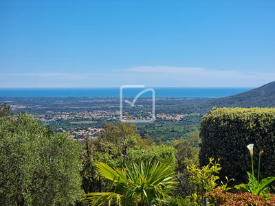 Propriété - 170 m² - 5 pièces