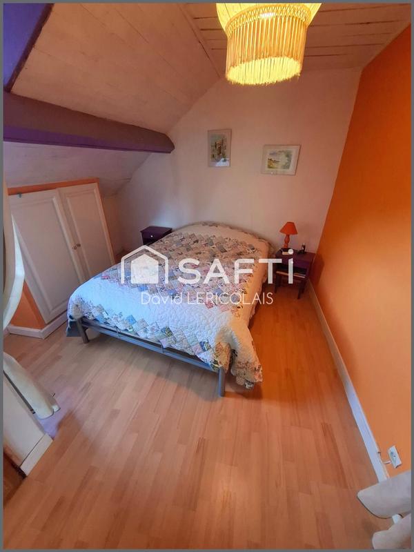 Maison - 74 m² - 9 pièces