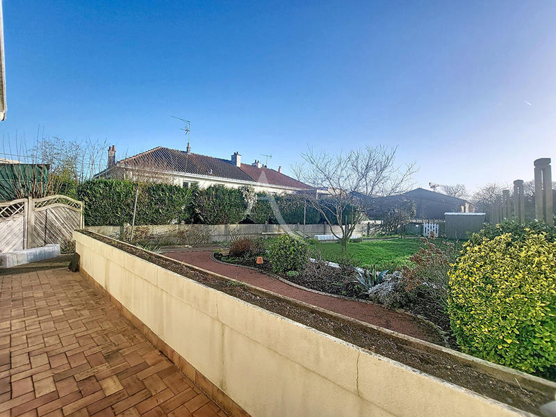 Maison - 95 m² - 4 pièces