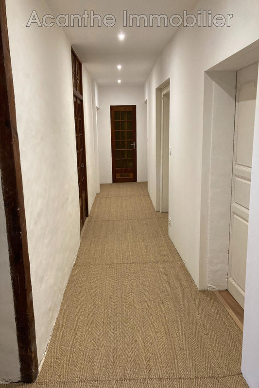 Maison - 430 m² - 10 pièces