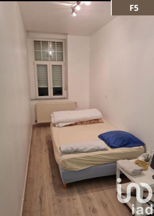 Appartement - 182 m² - 8 pièces