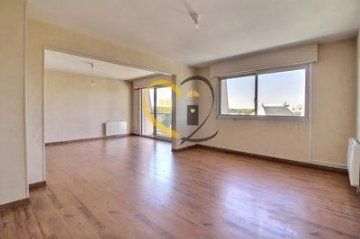 Appartement - 86 m² - 4 pièces